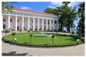 Гостиница Hotel Badehaus Goor  Путбус